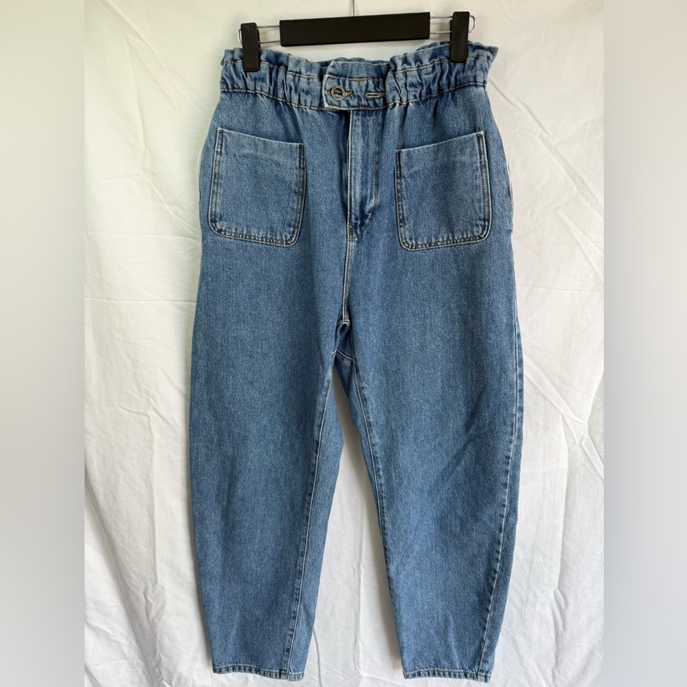 Zara Paperbag Waist Tapered Denim Jeans Blue Size 4‎
